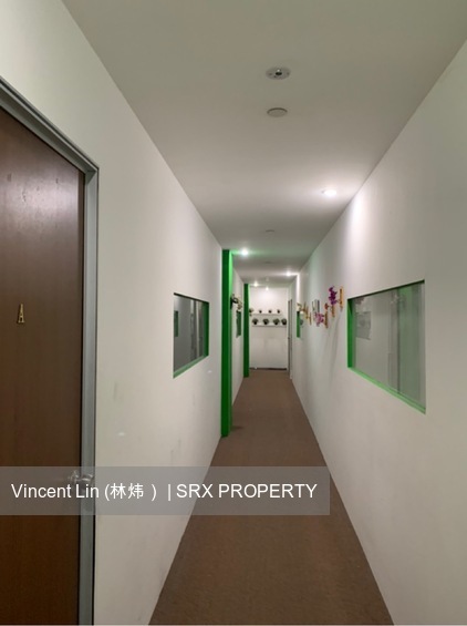 Tong Lee Building (D13), Factory #485348751